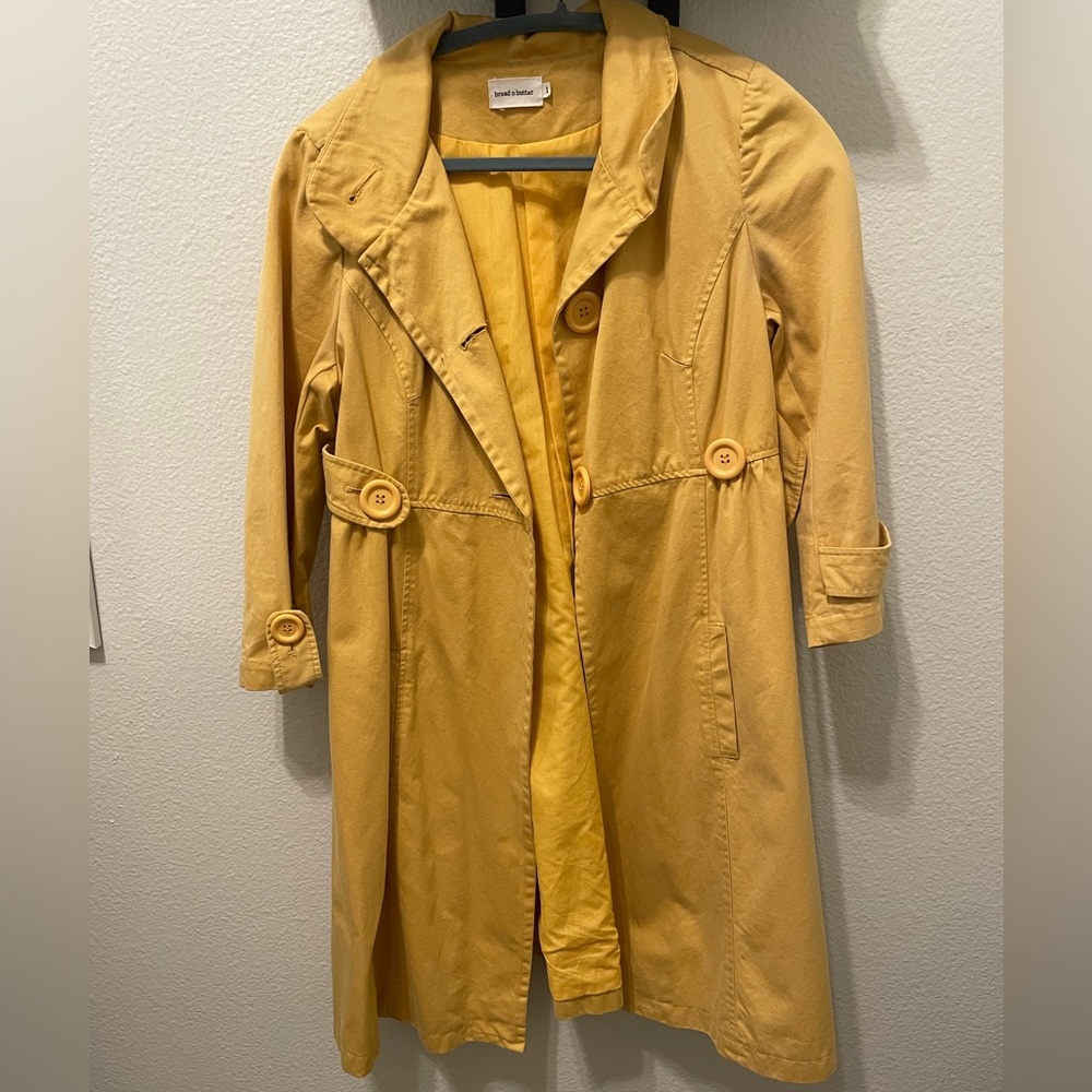 Yellow coat jacket